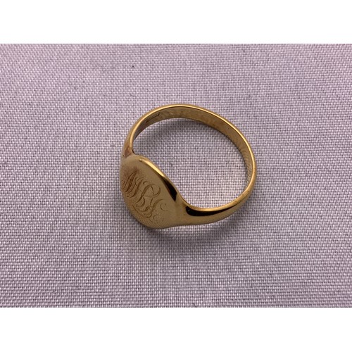 201 - 18ct Gold Signet Ring - Size P - 4.6gms