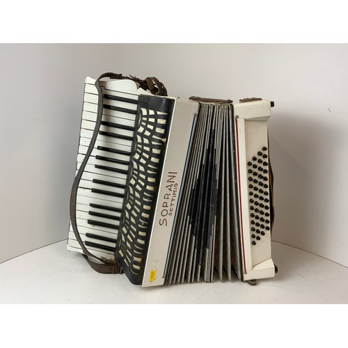 262 - Soprani Settimio Accordian