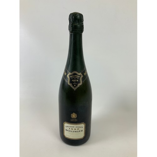 582 - Bottle of 1990 Bollinger Champagne