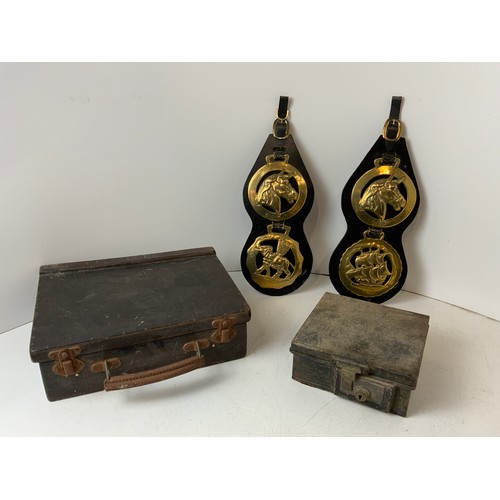 313 - Large Horse Brasses and Old Boxes