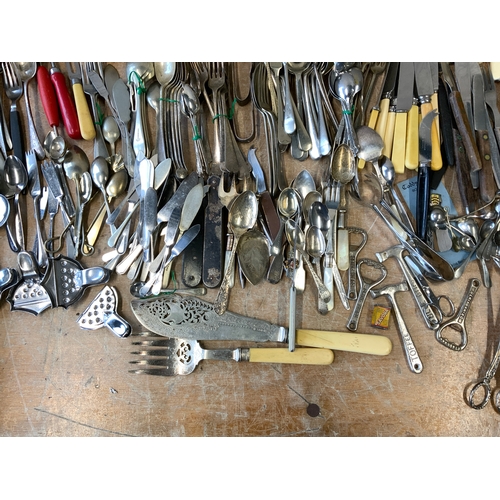 341 - Very Large Quantity of Cutlery - Vintage and Modern