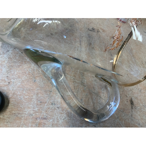 273 - Drinking Glasses - Jug Cracked