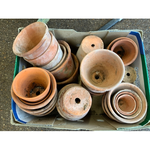 19A - Terracotta Pots