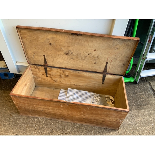 556 - Elm Blanket Box