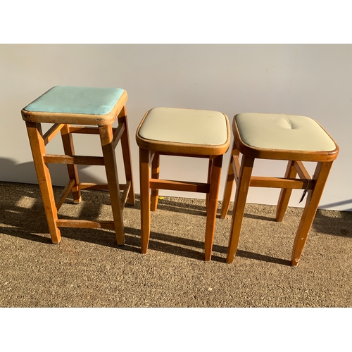 192 - Stools