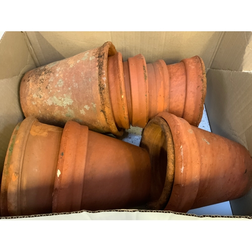 10A - Terracotta Flowerpots