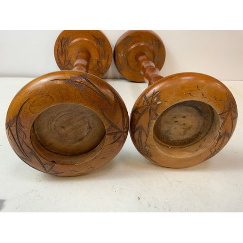 193 - 2x Vintage Carved Treen Floor Ashtrays