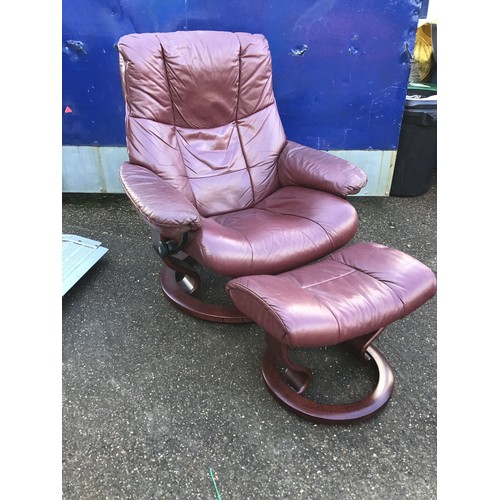 Stressless Reclining Swivel Chair with Foot Stool
