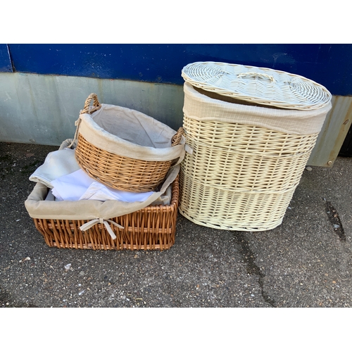 248 - Baskets