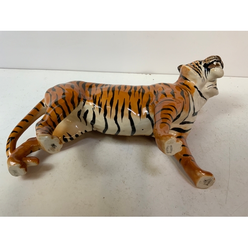 606 - Beswick Tiger