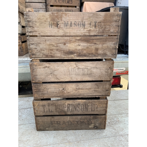 4 - 3x Vintage Wooden Crates