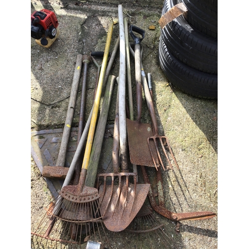 68B - Garden Tools