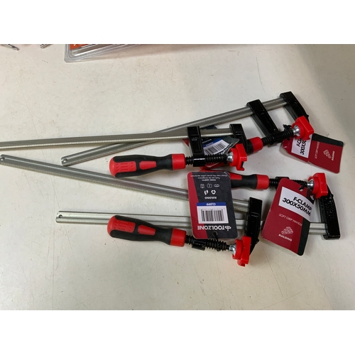 129 - 4x F-Clamps