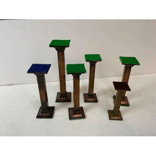 264 - Miniature Pillars/Stands