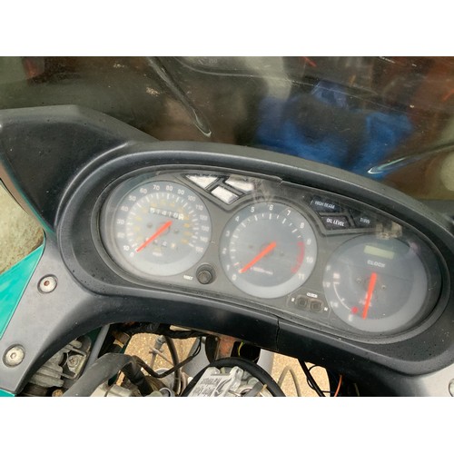 20A - Yamaha Diversion 900 Motorcycle - Log Book and Keys Present - Turns over but does not Start -  Batte... 