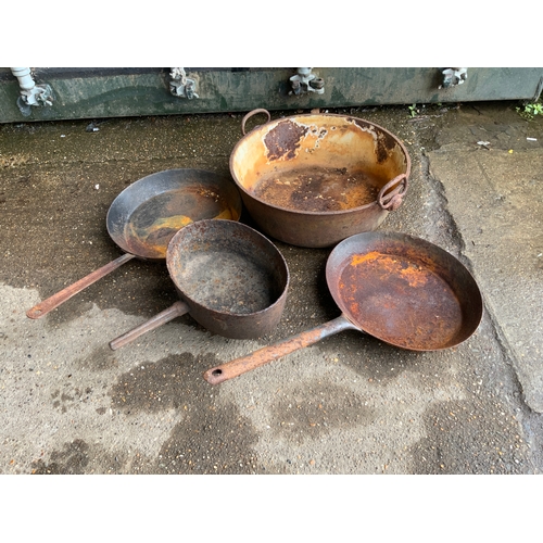 8A - Old Frying Pans etc