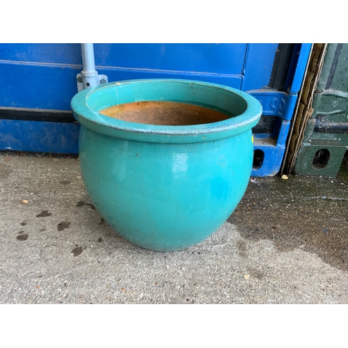 11 - Glazed Planter