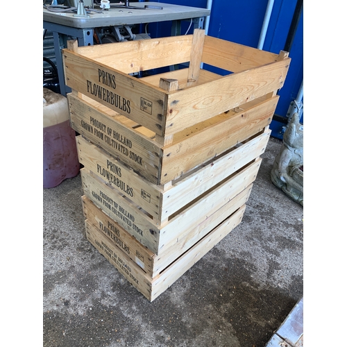 114 - 3x Flower Crates