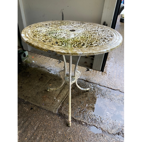 83 - Aluminium Garden Table