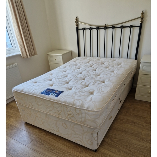 669 - Divan Bed with Metal Headboard