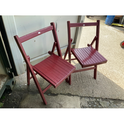 753 - Folding Chairs