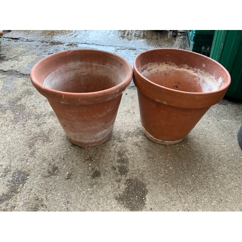 6 - 2x Terracotta Pots