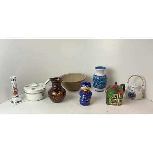 301 - Pottery Items