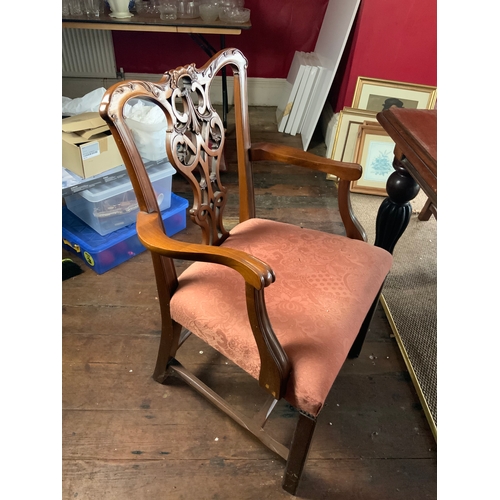 91 - Good Quality Mahogany Extending Dining Table and 8x Chairs - Winder Absent