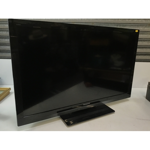 545 - Panasonic 37” Television