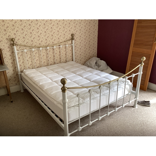 170 - Double Bed