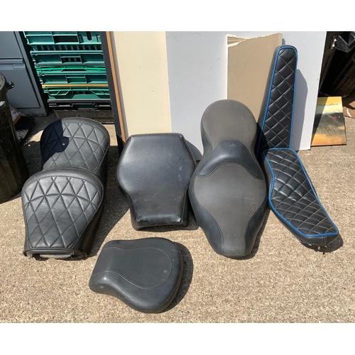 128A - Selection of Motorbike Seats to include Harley Davidson and Chopper