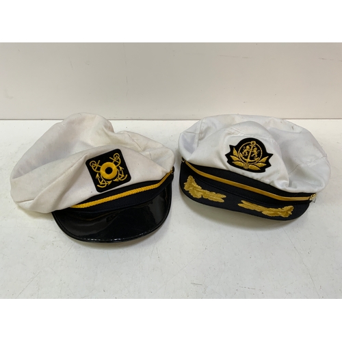 737 - 2x Sailors Caps