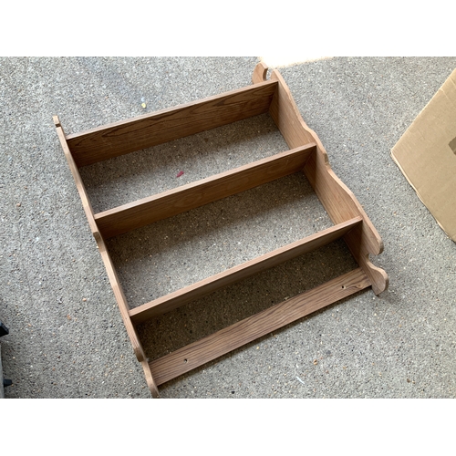 840B - Wall Shelves