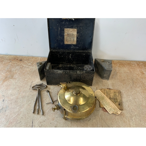 742 - Primus Stove in Tin