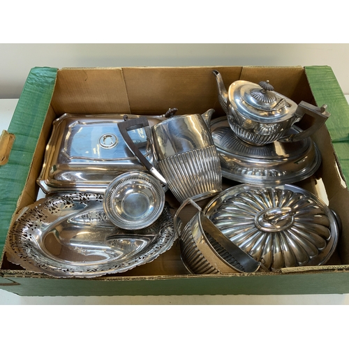 276 - Box of Plated Ware