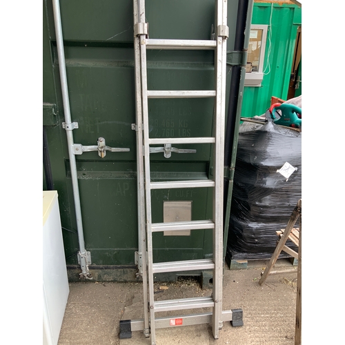 118 - Aluminium Ladders