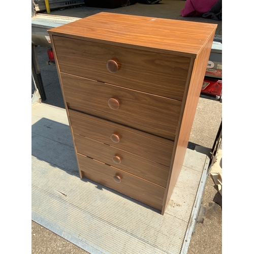 847 - Chest of Drawers