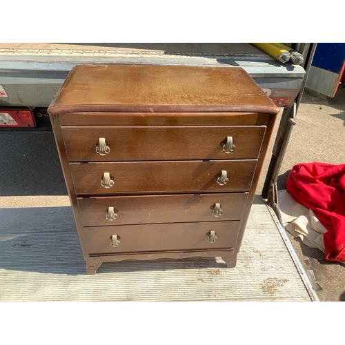 845 - Chest of Drawers