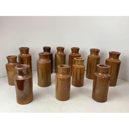 196 - 12x Salt Glaze Pots