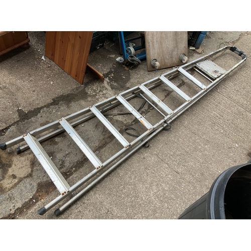 82C - Aluminium Ladders