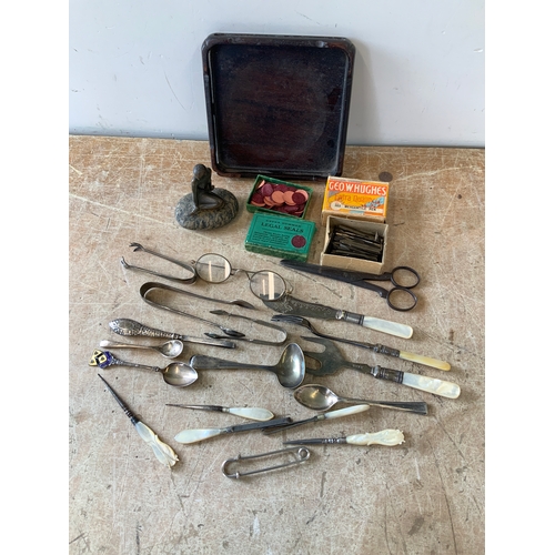 841 - Cutlery etc - Some Silver