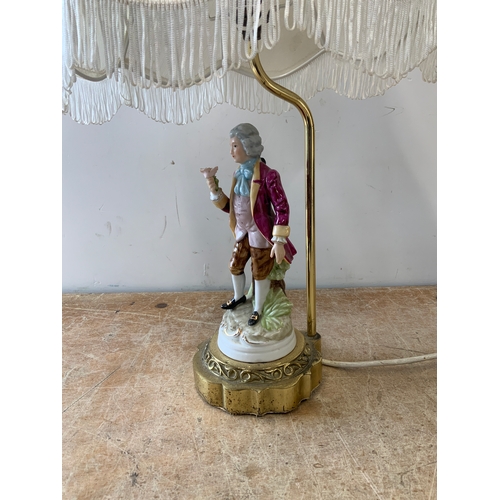 613 - Figurine Lamp