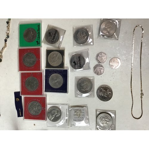 767 - Coins, Collectables and Costume Jewellery