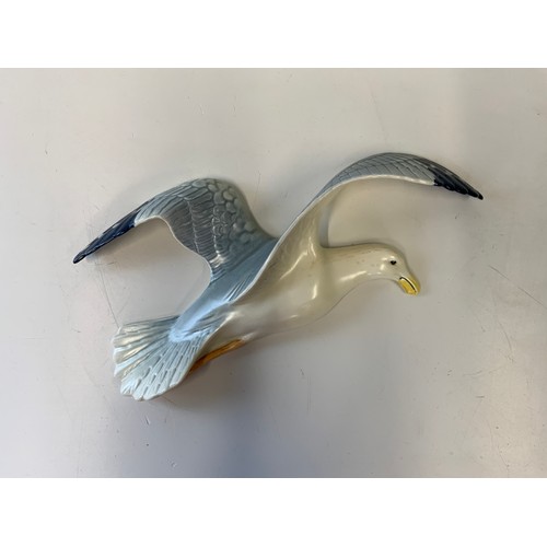 166 - Vintage 50s Beswick Wall Plaque 658 - Large Flying Seagull - L37cm