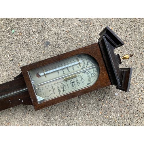 557B - Barometer - Thermometer - Damaged