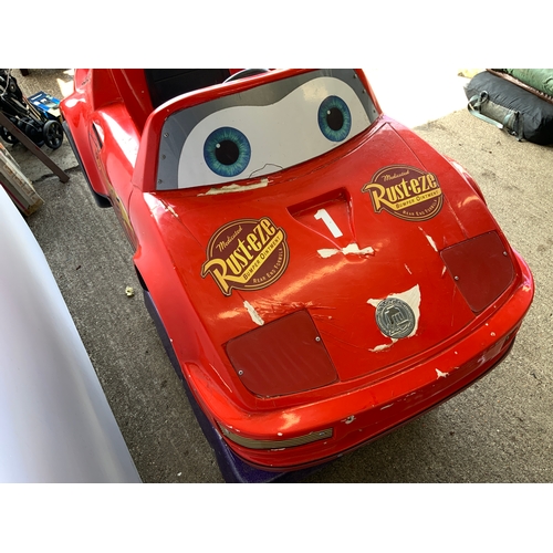 85 - Lightning McQueen Kids Ride