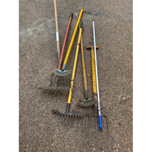 106A - Garden Tools