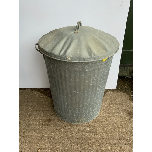 54 - Lidded Dustbin