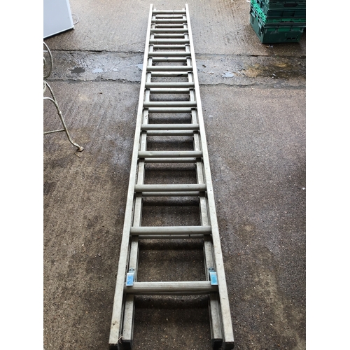 140 - Extending Ladder