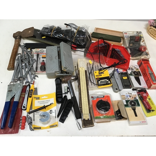 535 - Tools etc